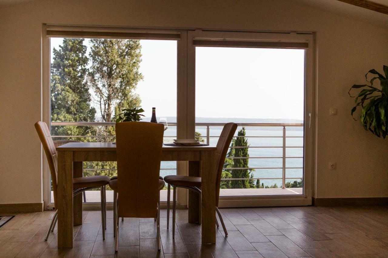 Red Rose Apartment Порторож Екстериор снимка